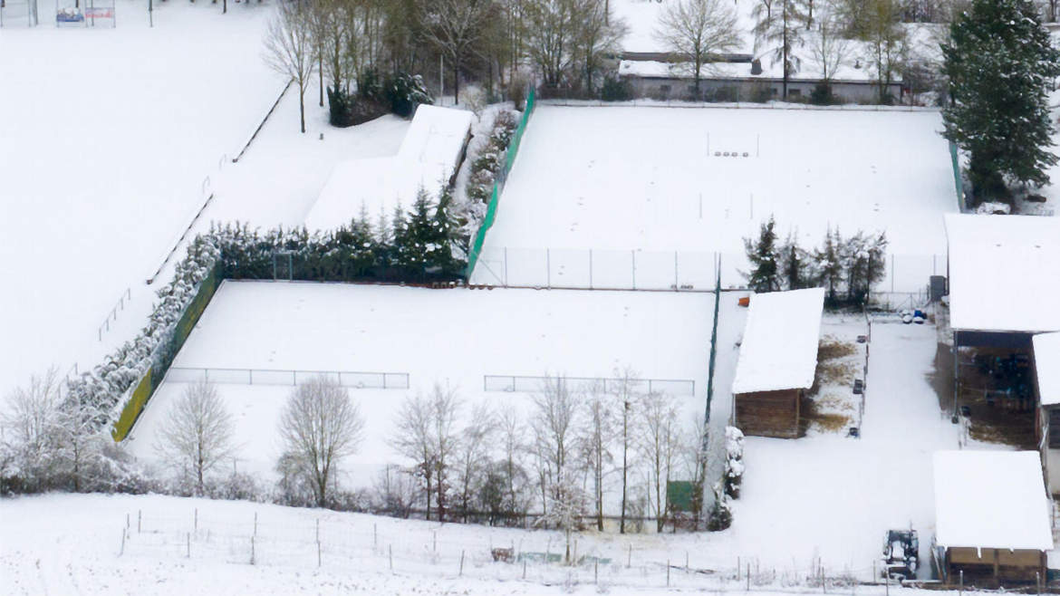 Tennisanlage des Rottenbauer bei Schnee